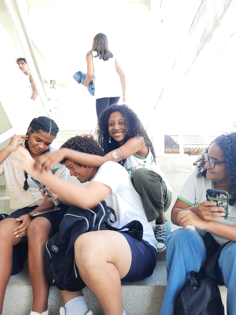Resenha na escada - Outubro 2025